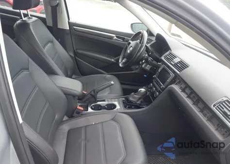 2018 Volkswagen Passat 2.0T Se from USA, damaged, VIN 1VWBA7A35JC022452